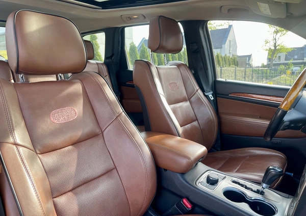 Jeep Grand Cherokee cena 65000 przebieg: 206000, rok produkcji 2011 z Nidzica małe 379